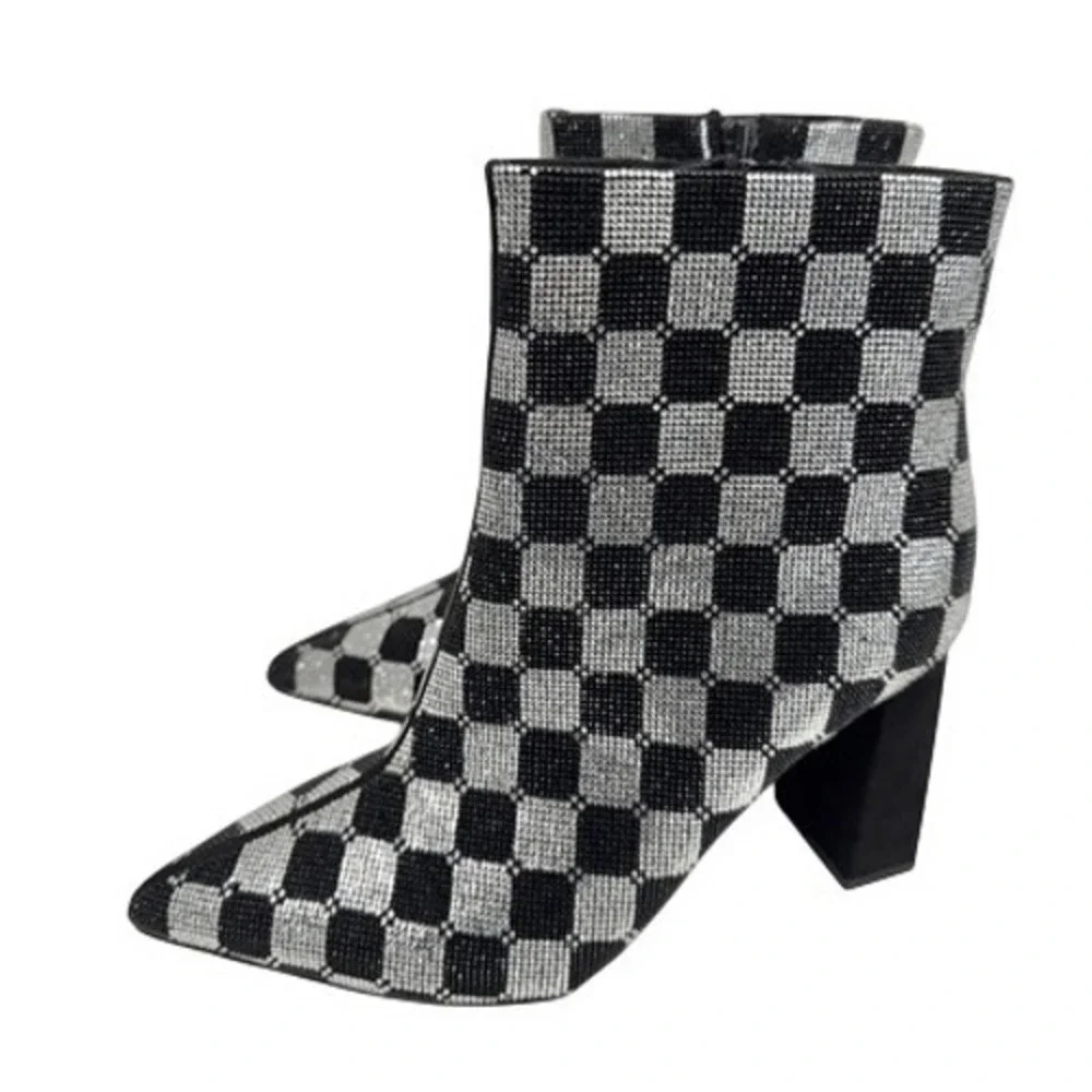 Wild Pair Ingrid Black Silver Rhinestone Checkered Block Heel Booties Size 6 NEW